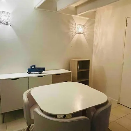 La Maisonette - Terrasse - Tram - Genève Hébergement de vacances Gaillard